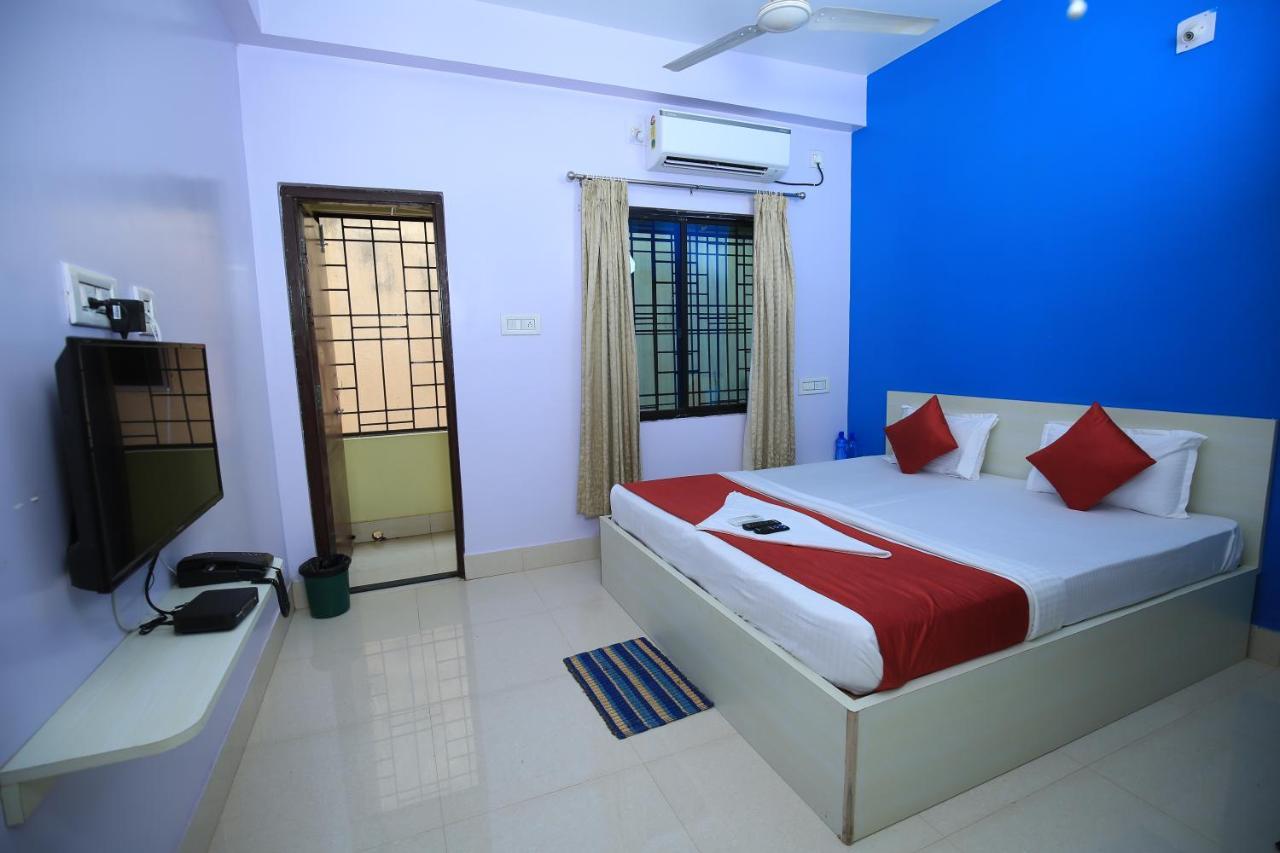 Railview Inn Bhubaneswar Exterior photo